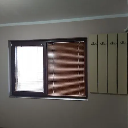 招待所 иванели 萨帕雷瓦巴尼亚