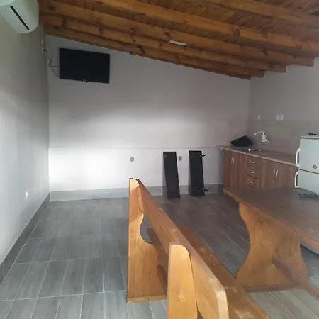 招待所 иванели 3*