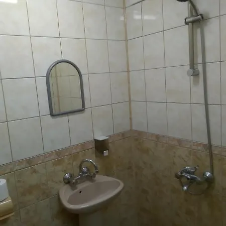 招待所 иванели